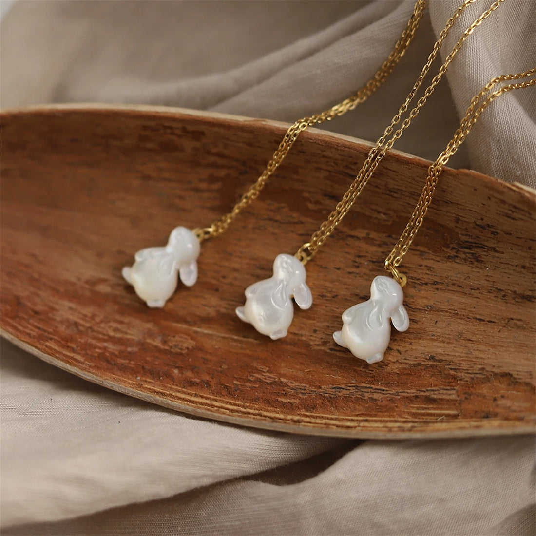 Rabbit Shell Necklace - Floral Fawna