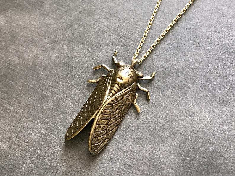 Vintage Style Cicada Necklace - Floral Fawna