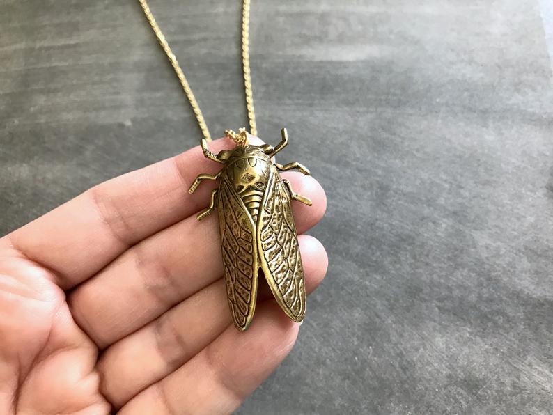 Vintage Style Cicada Necklace - Floral Fawna