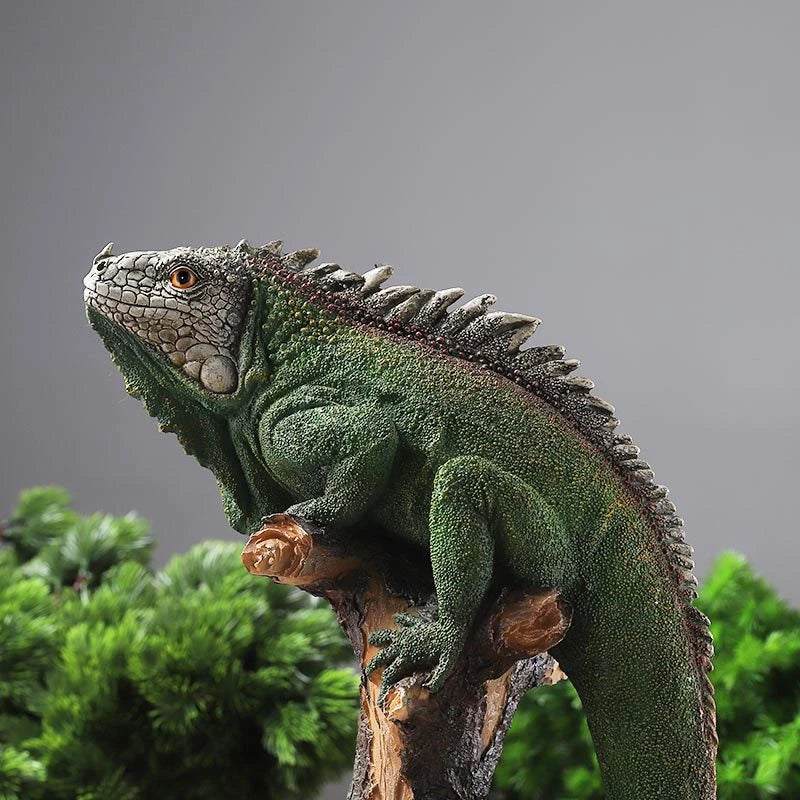 Realistic Iguana Sculpture - Floral Fawna
