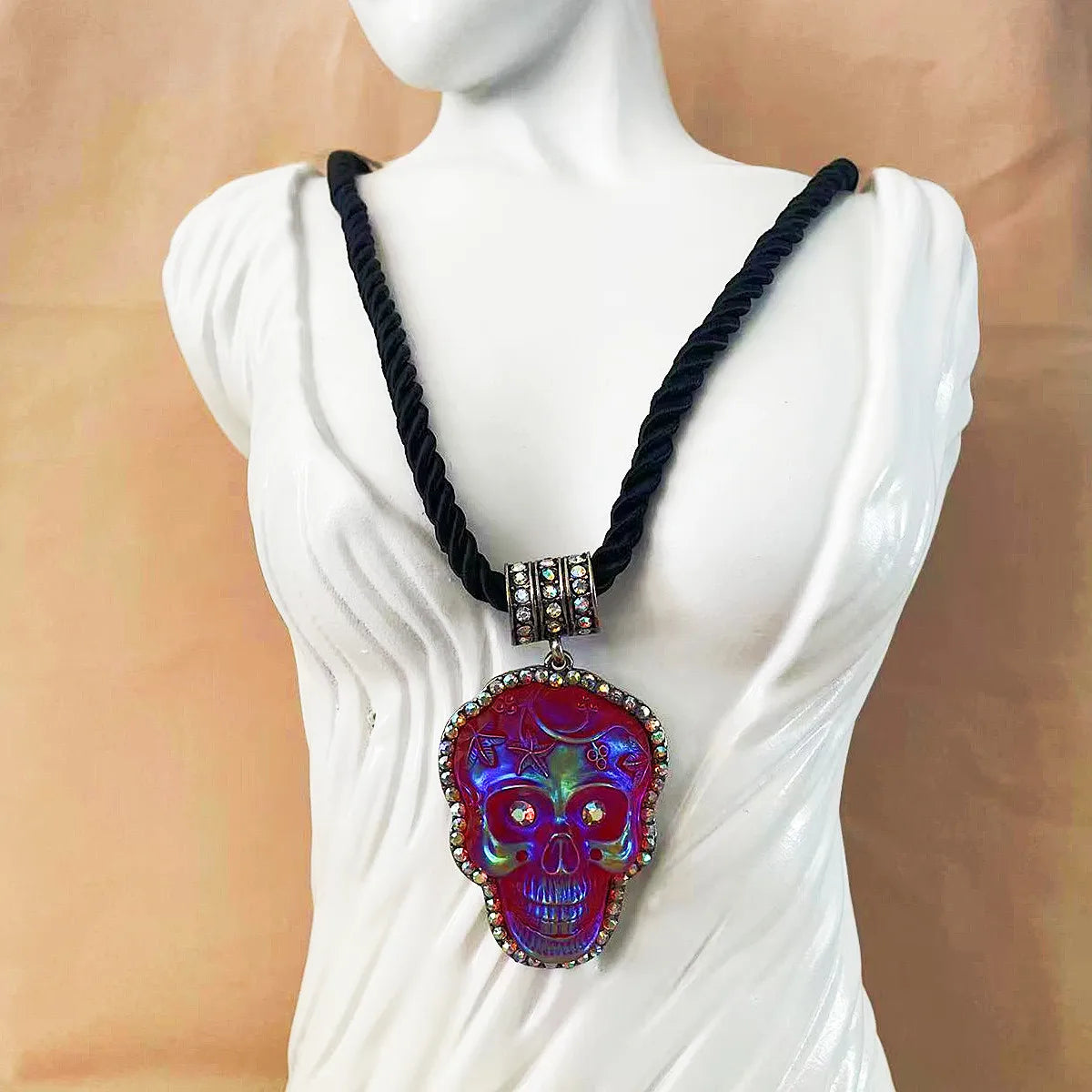 Skull Rope Necklace - Floral Fawna