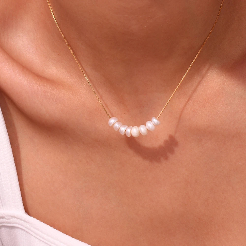 Natural Pearl Necklace - Floral Fawna