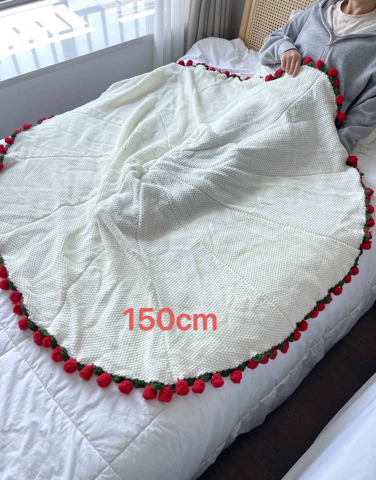 Red Rose Trim Circular Blanket - Floral Fawna
