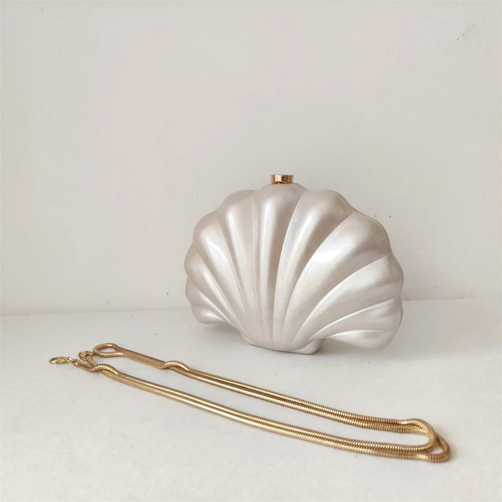 Acrylic Shell Clutch Bag - Floral Fawna