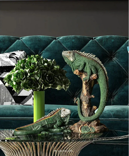 Realistic Iguana Sculpture - Floral Fawna
