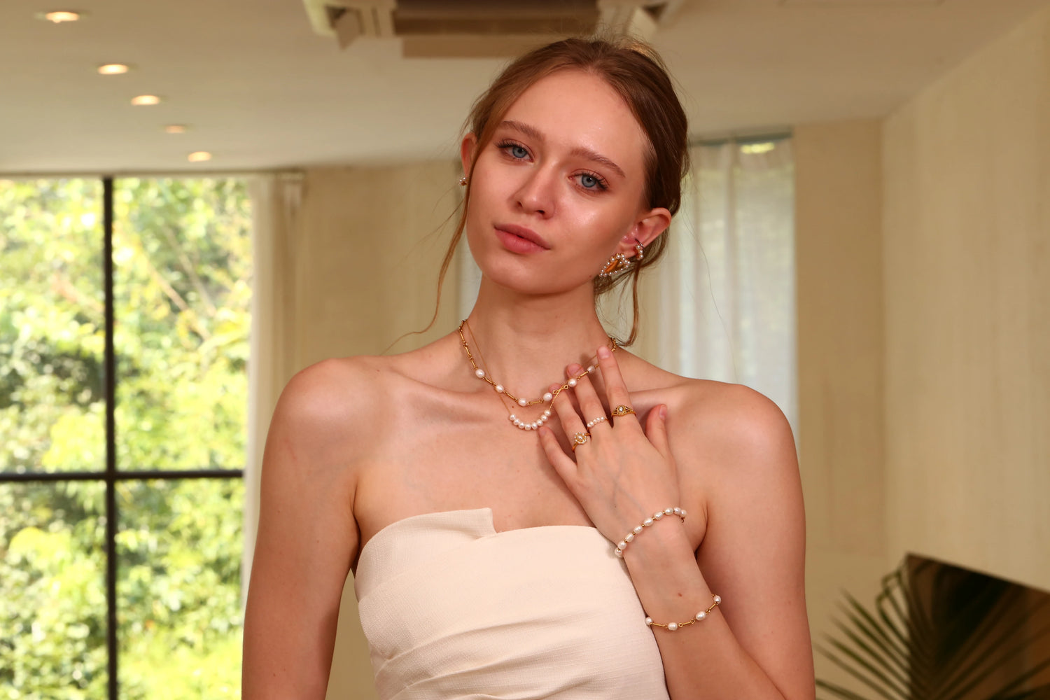 Natural Pearl Necklace - Floral Fawna