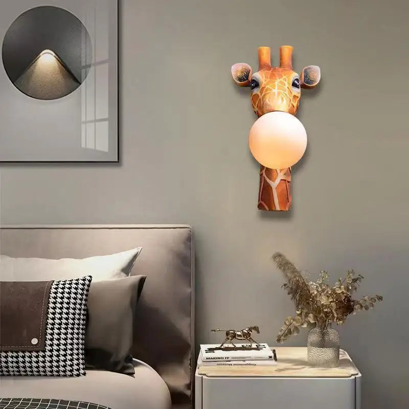 Giraffe Wall Lamp - Floral Fawna