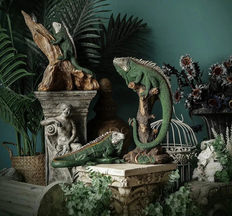 Realistic Iguana Sculpture - Floral Fawna