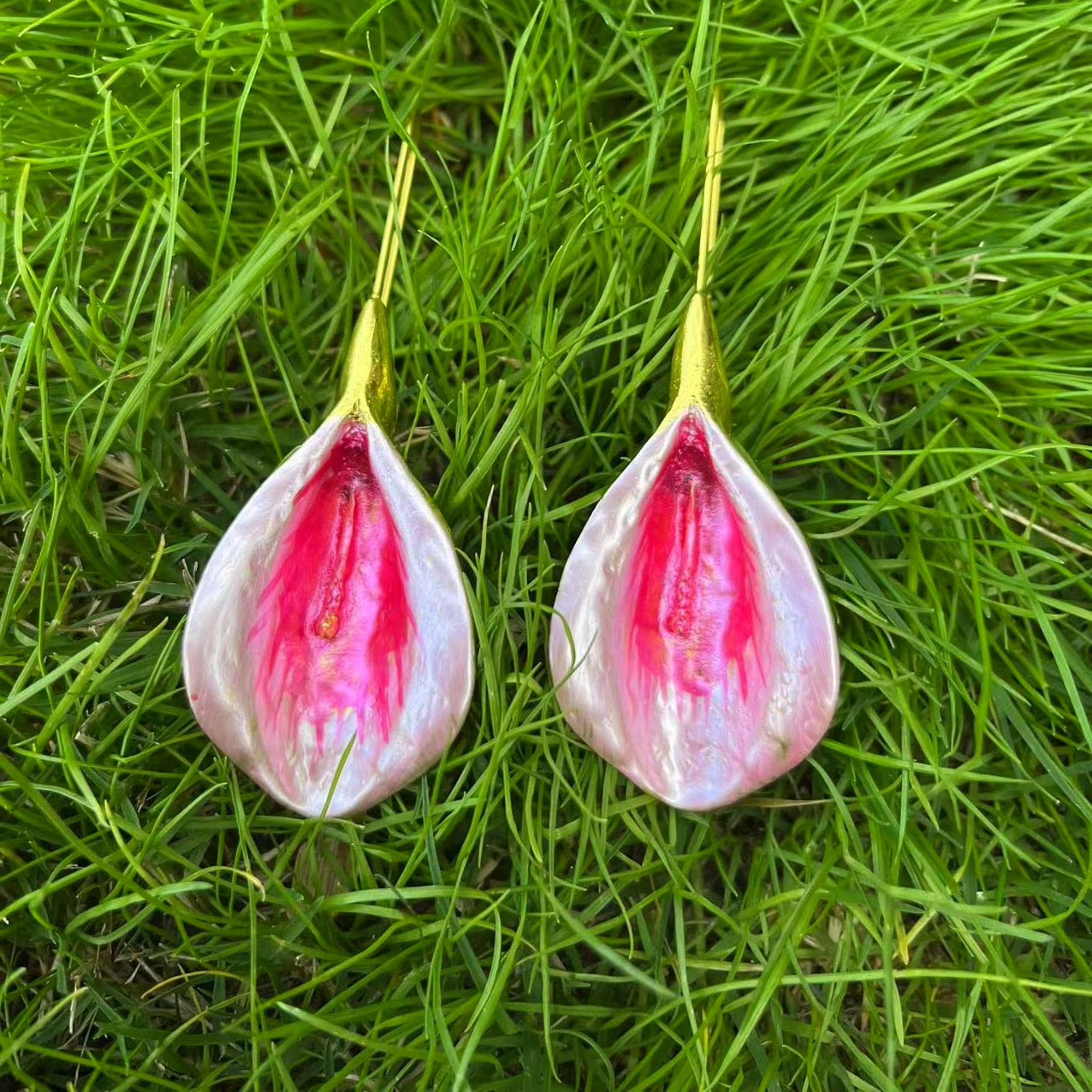 Pink Petal Dangle Earrings - Floral Fawna