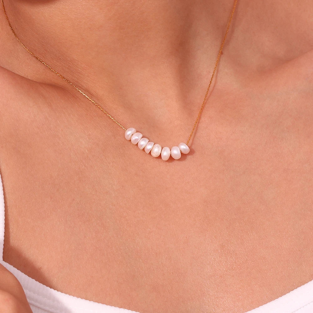 Natural Pearl Necklace - Floral Fawna