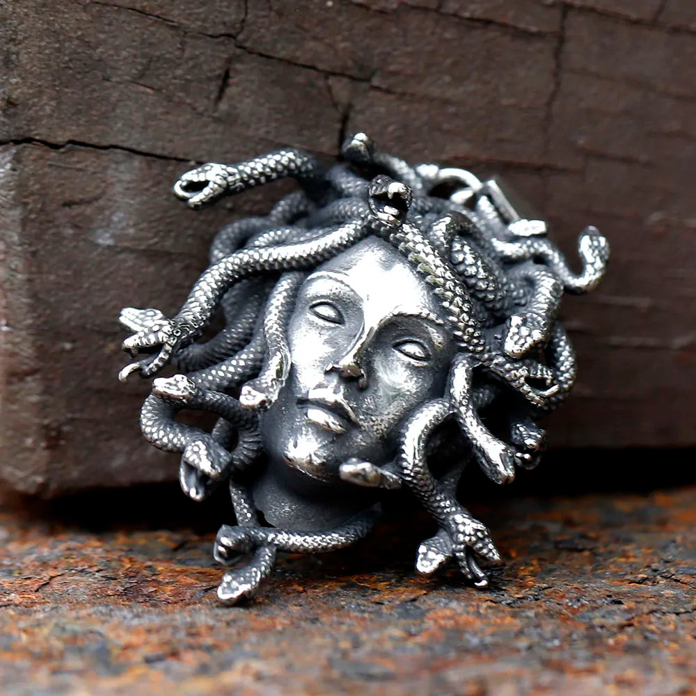 Medusa Pendant Necklace - Floral Fawna