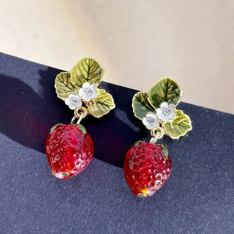 Strawberry Plant Drop Earrings - Floral Fawna