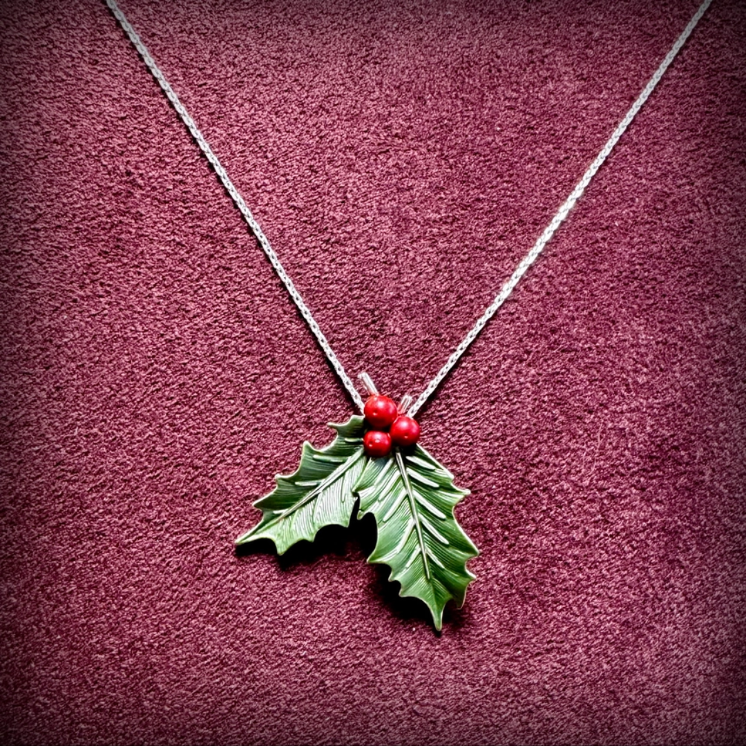 Silver Plated Holly &amp; Berries Christmas Necklace
