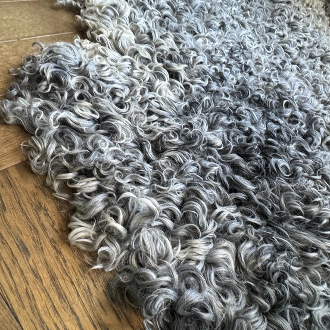 Gotland Sheepskin Grey Rug - Floral Fawna