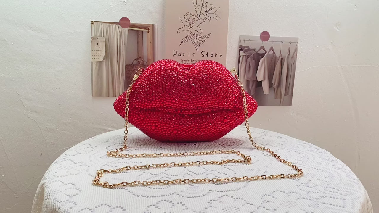 Glitzy Lip Shaped Shoulder Bag