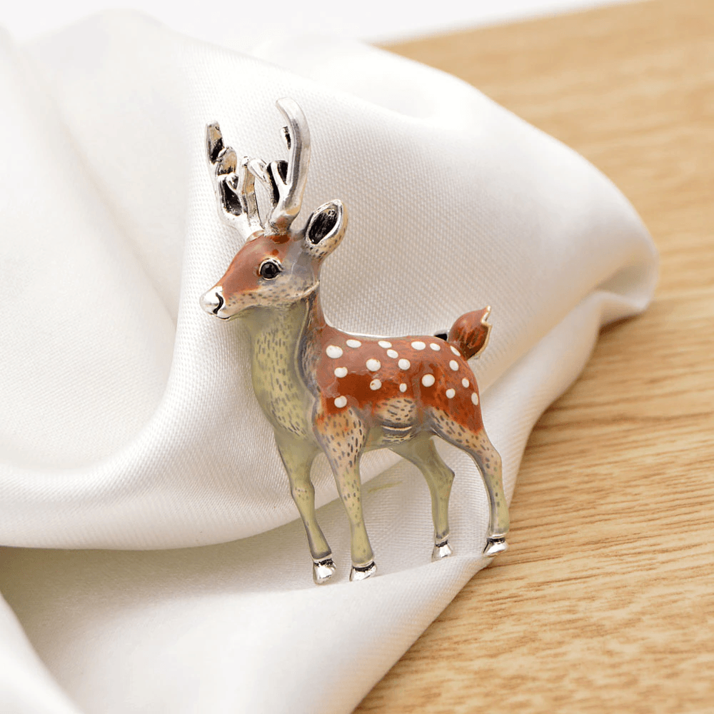 Fawn Brooch - Floral Fawna