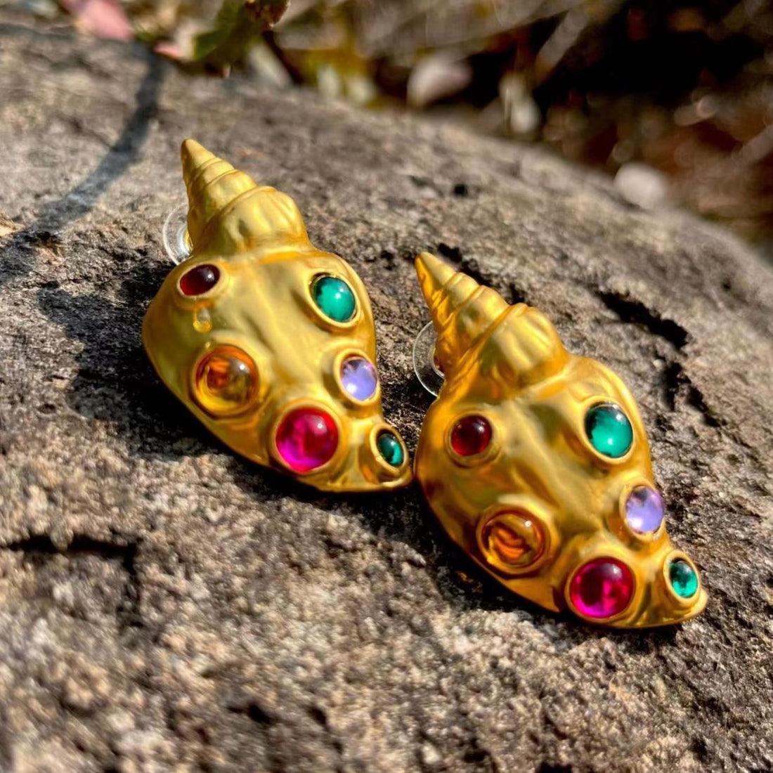 Gold Conch Gem Earrings - Floral Fawna