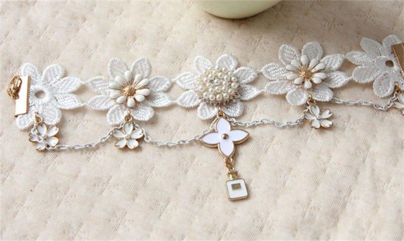 Bohemian Flower White Lace Anklet - Floral Fawna