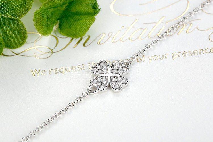 Four Leaf Clover Charm Bracelet - Floral Fawna