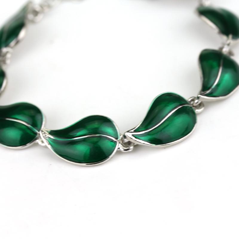 Green Forest Elven Bracelet - Floral Fawna