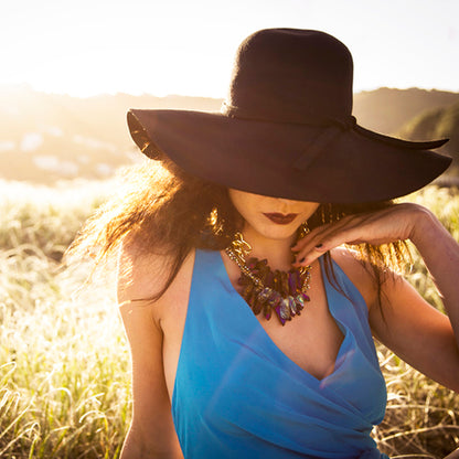 Chunky Chain Crystal Necklace - Floral Fawna