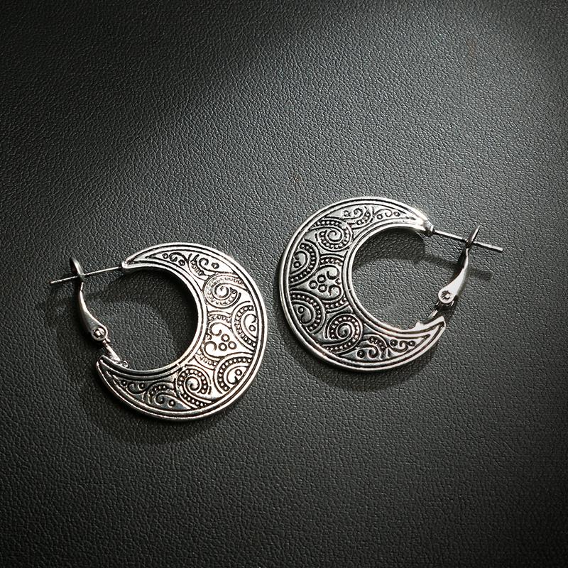 Ethnic Style Carved Moon Earrings - Floral Fawna