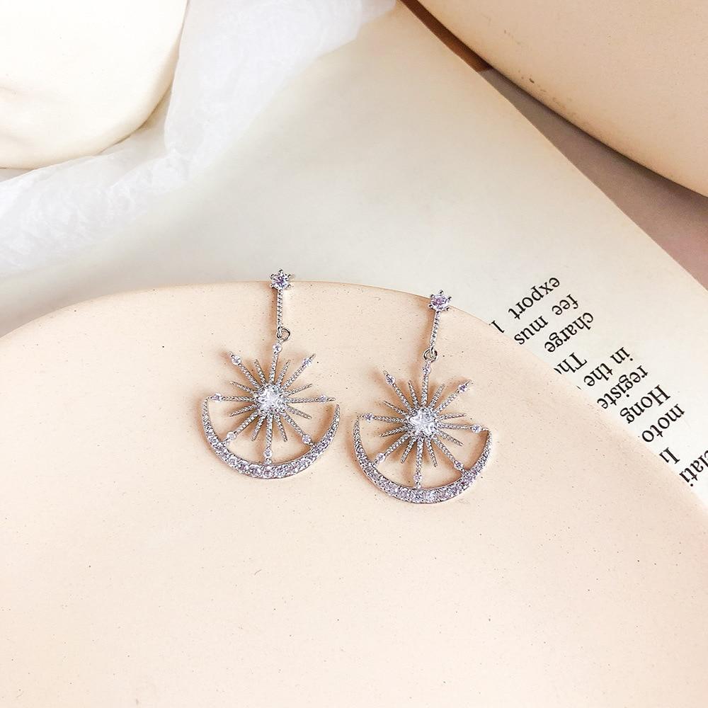 Geometric Sparkling Star Earrings - Floral Fawna