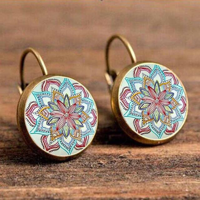 Retro Flower Patterns Stud Earrings - Floral Fawna