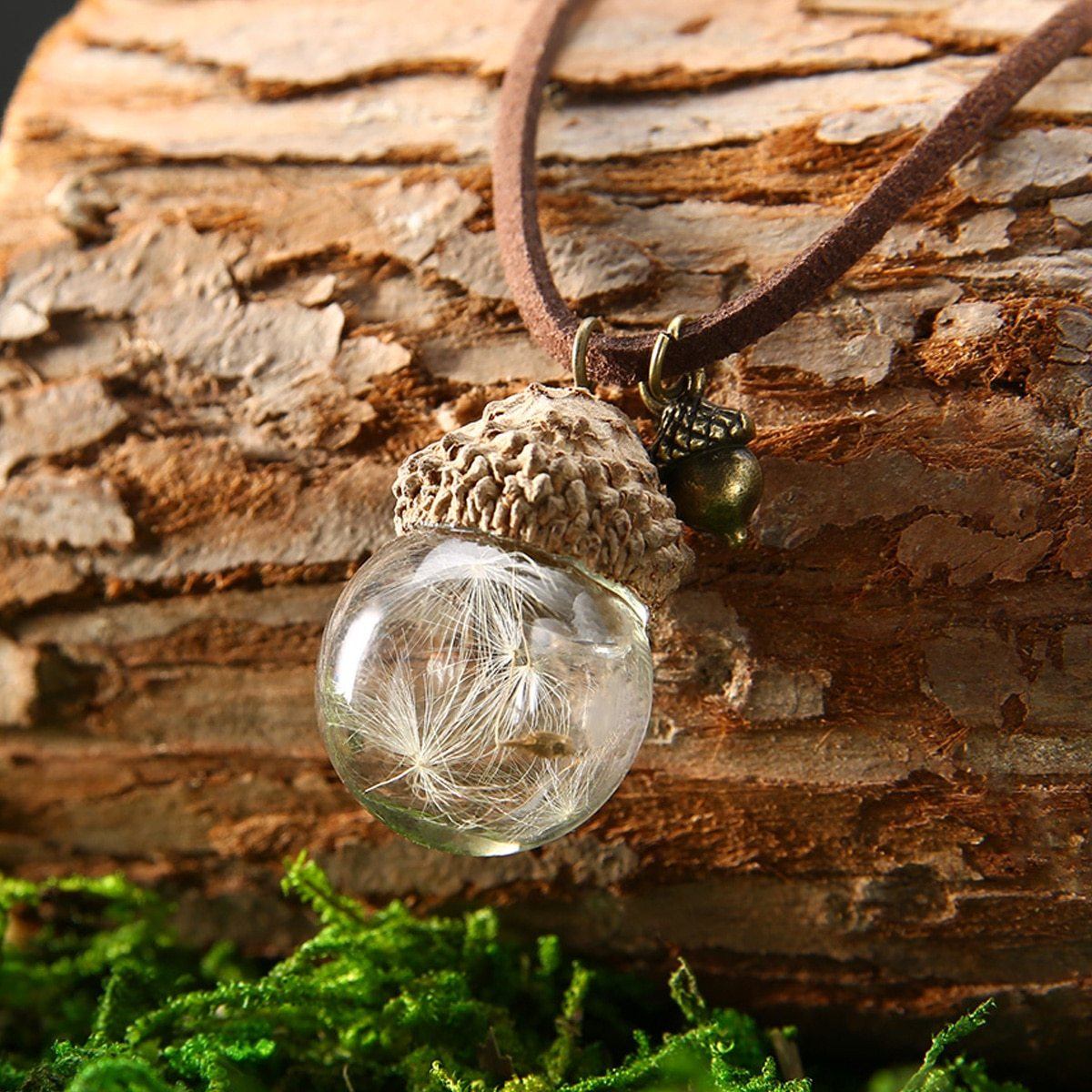 Acorn &amp; Dandelions Glass Necklace - Floral Fawna