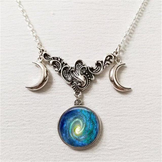 Celestial Moon Goddess Necklace - Floral Fawna