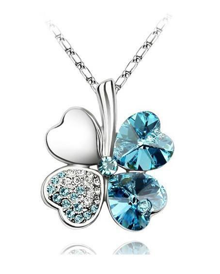 Four Leaves Clover Heart Necklace - Floral Fawna