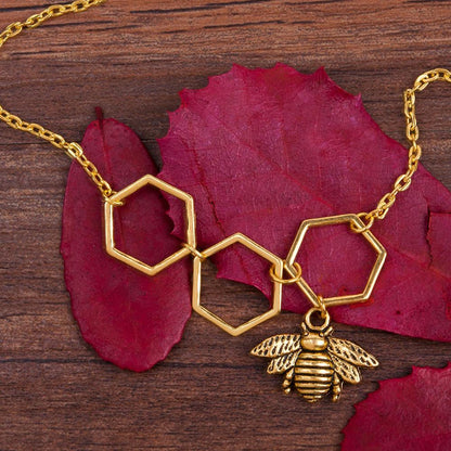 Honeycomb Bee Necklace - Floral Fawna