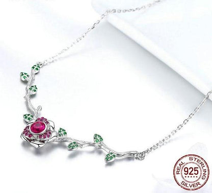 Majestic Rose Silver Necklace - Floral Fawna