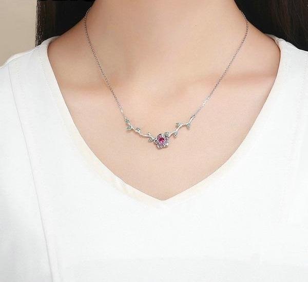 Majestic Rose Silver Necklace - Floral Fawna