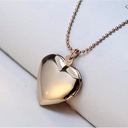 Paw Heart Locket Necklace - Floral Fawna