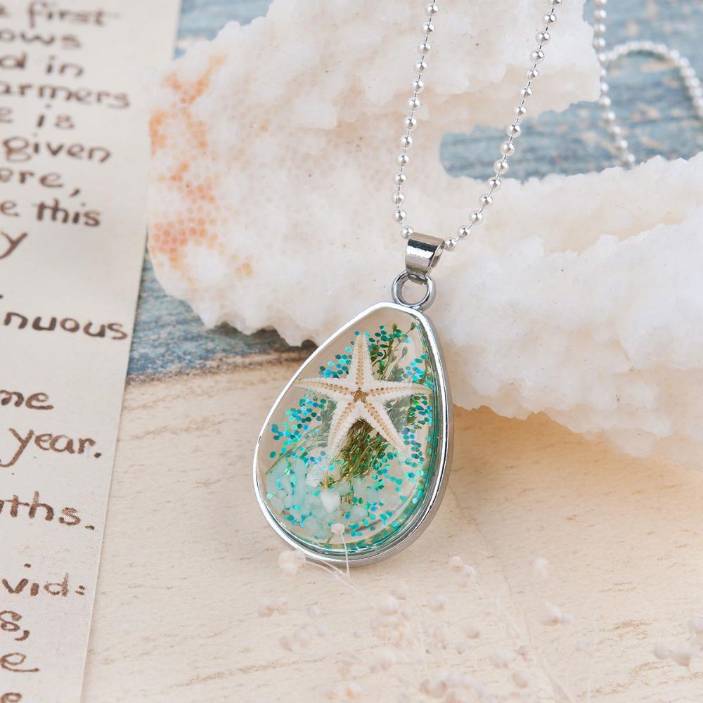 Resin Dried Flowers &amp; Starfish Necklace - Floral Fawna