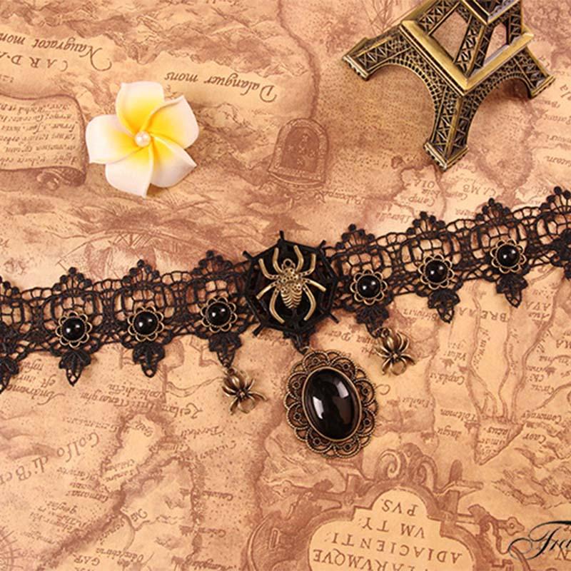 Retro Halloween Spider Lace Necklace - Floral Fawna