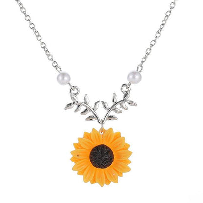 Sunflower Power Pearl Necklace - Floral Fawna