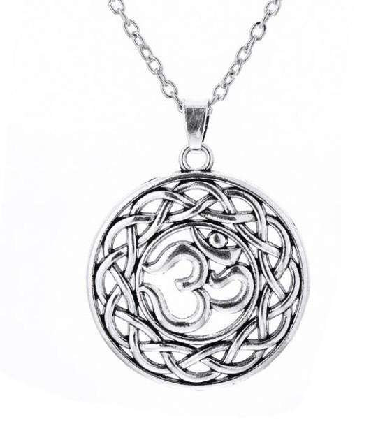 Vintage Style Om Necklace - Floral Fawna