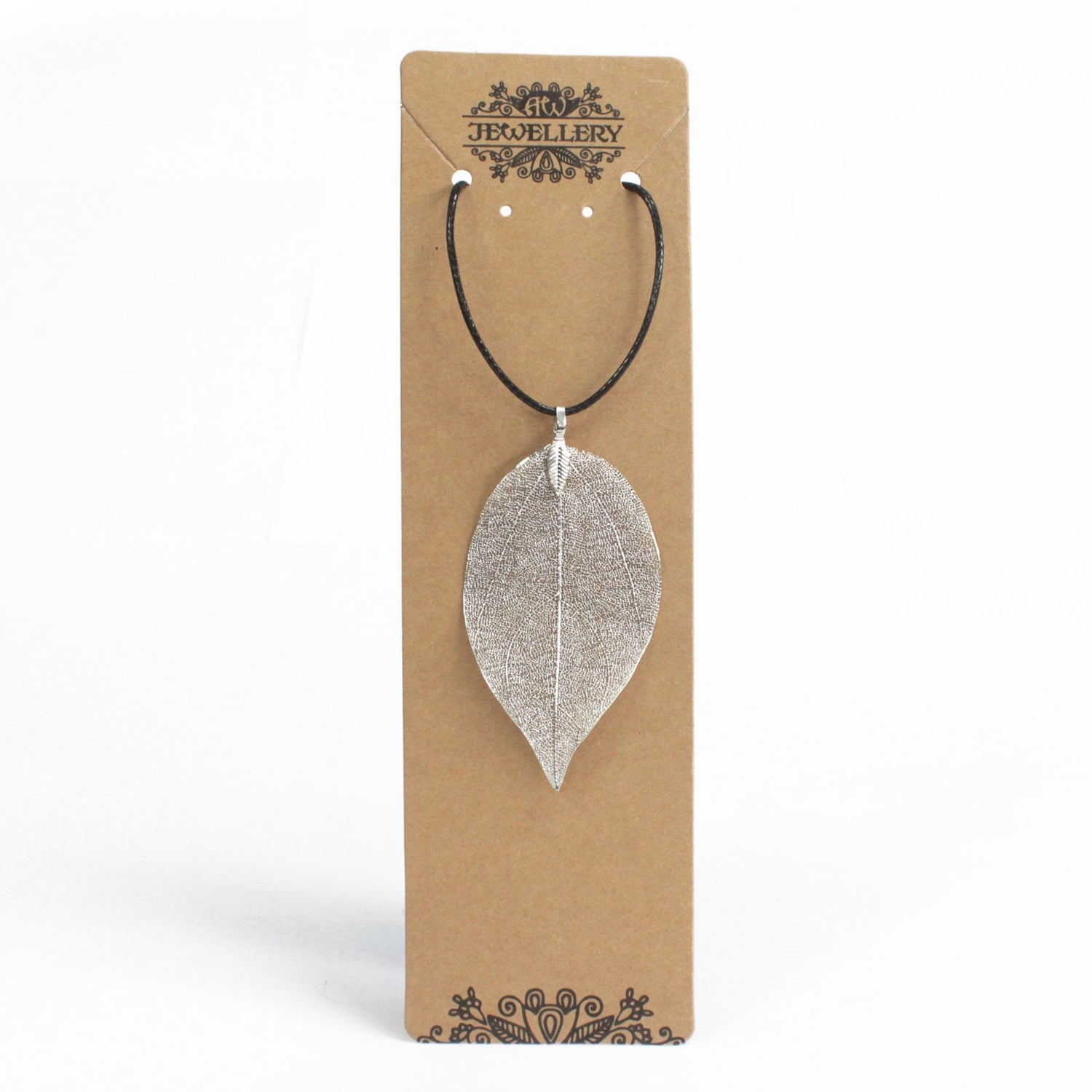 Bravery Leaf Necklace - Floral Fawna