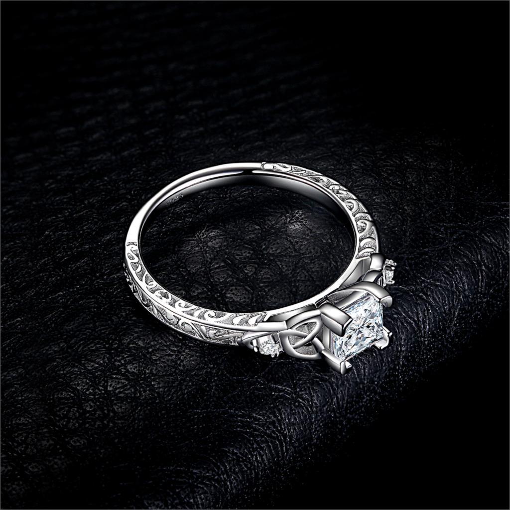 Celtic Knot Princess Silver Ring - Floral Fawna