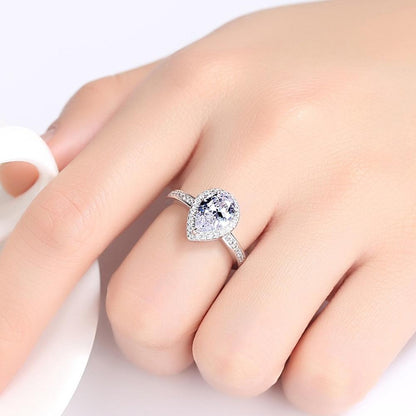 Water Drop Crystal Princess Ring - Floral Fawna