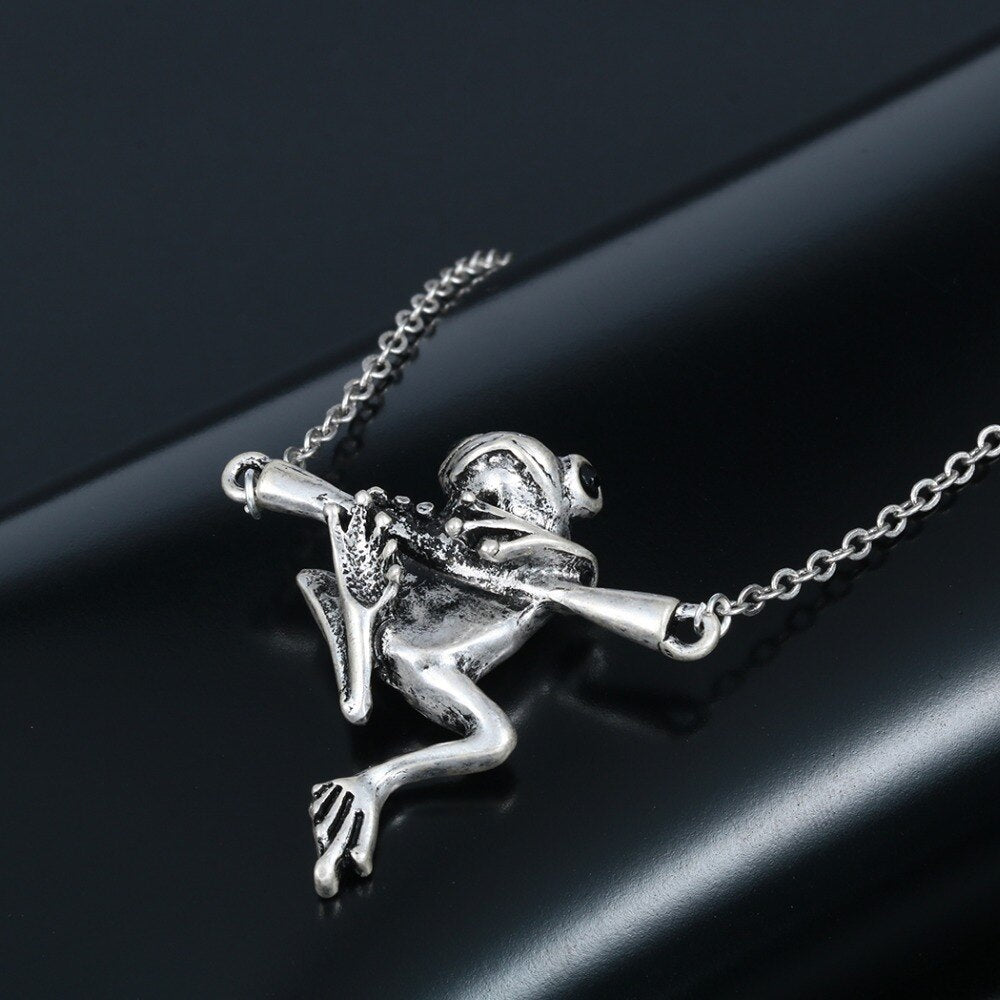 Frog On A Branch Necklace - Floral Fawna