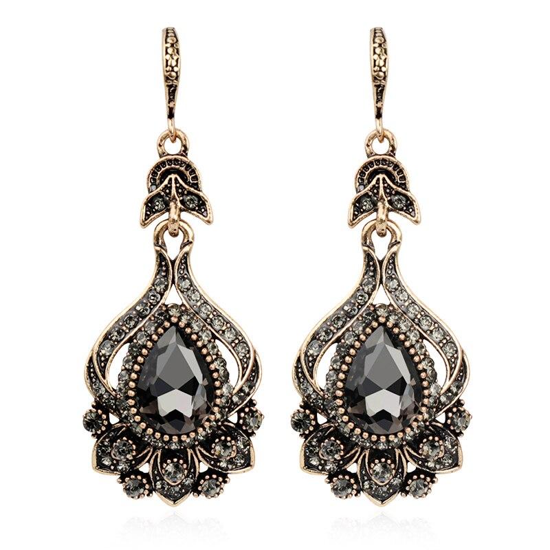 Vintage Style Black Crystal Earrings - Floral Fawna