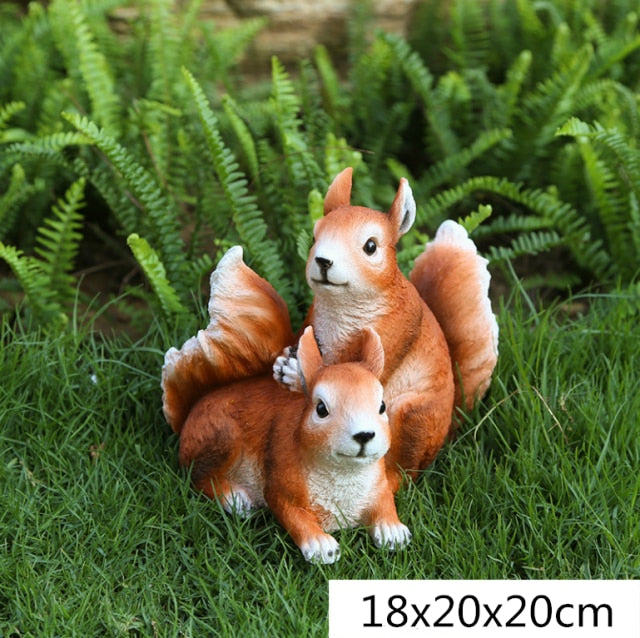 Squirrel Garden Decoration - Floral Fawna