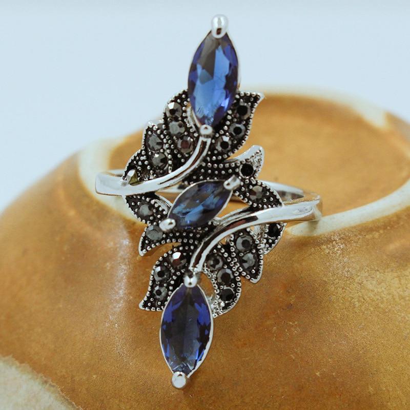 Blue Rhinestone Leaves Ring - Floral Fawna