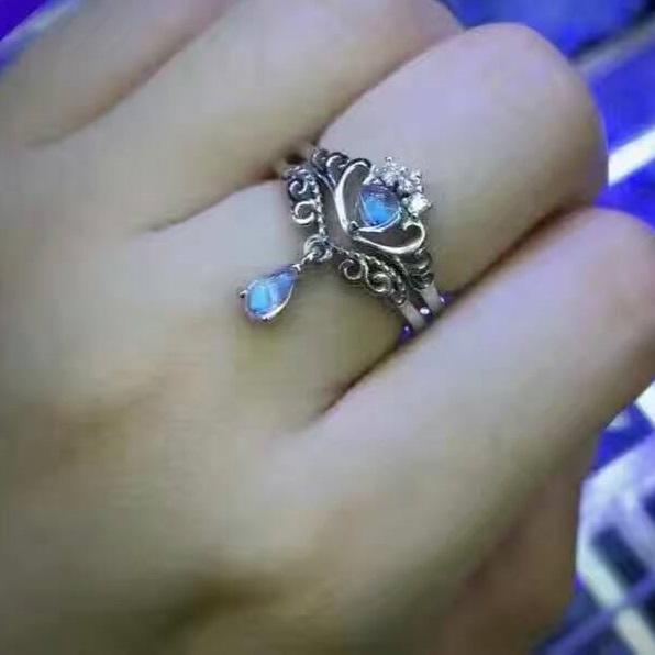 Blue Royalty Moonstone Ring Set - Floral Fawna