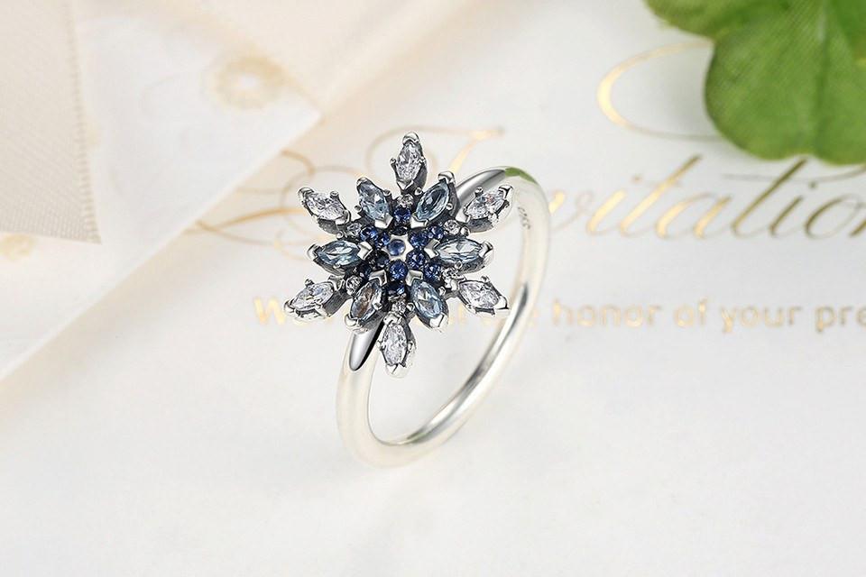 Blue Snowflake Silver Ring - Floral Fawna