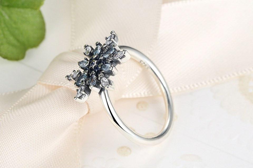 Blue Snowflake Silver Ring - Floral Fawna