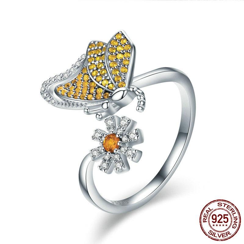 Butterfly &amp; Daisy Sterling Silver Ring - Floral Fawna